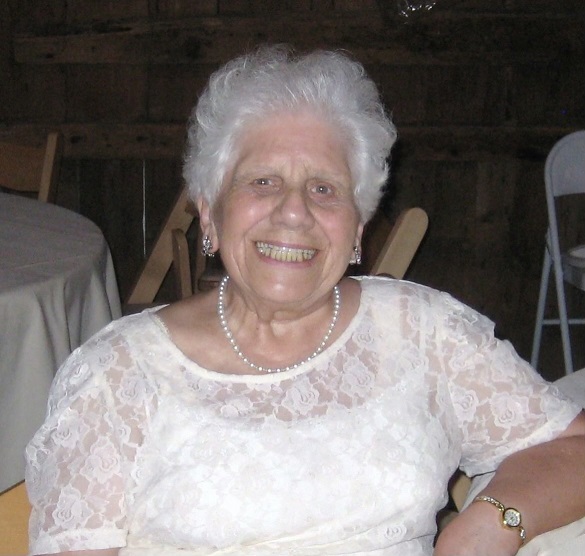 Doris Ferrelli, 100, 