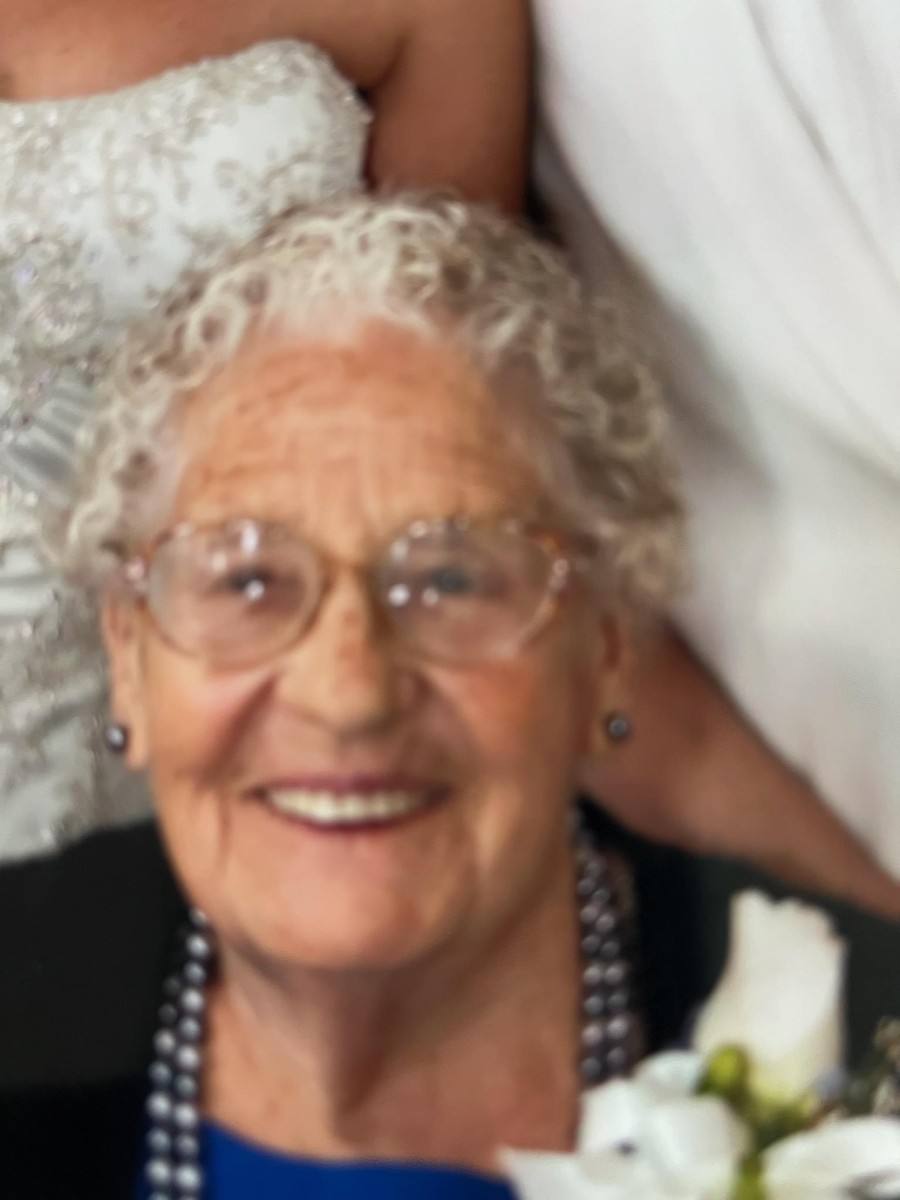 Carmeria P. (Pereira) Rua, 94, 