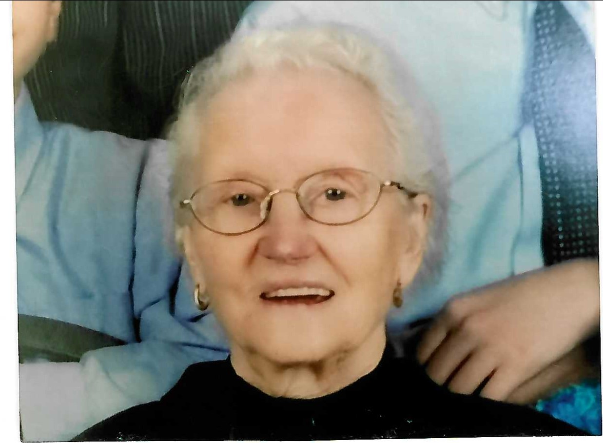 Maria Goncalves (Costa) Pinto, 101, 